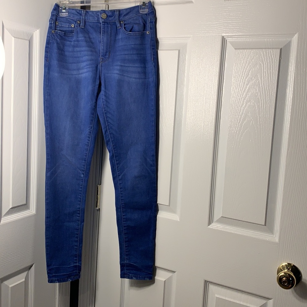 Aeropostale, high rise, jegging, size 2, stretchy Open to offers and trade!